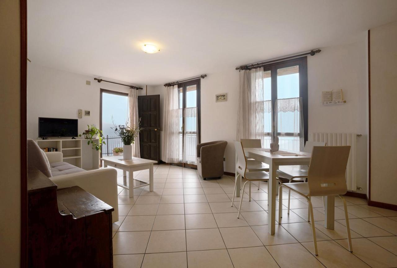 Stella Del Garda 2 Con Terrazza Leilighet Tignale Eksteriør bilde